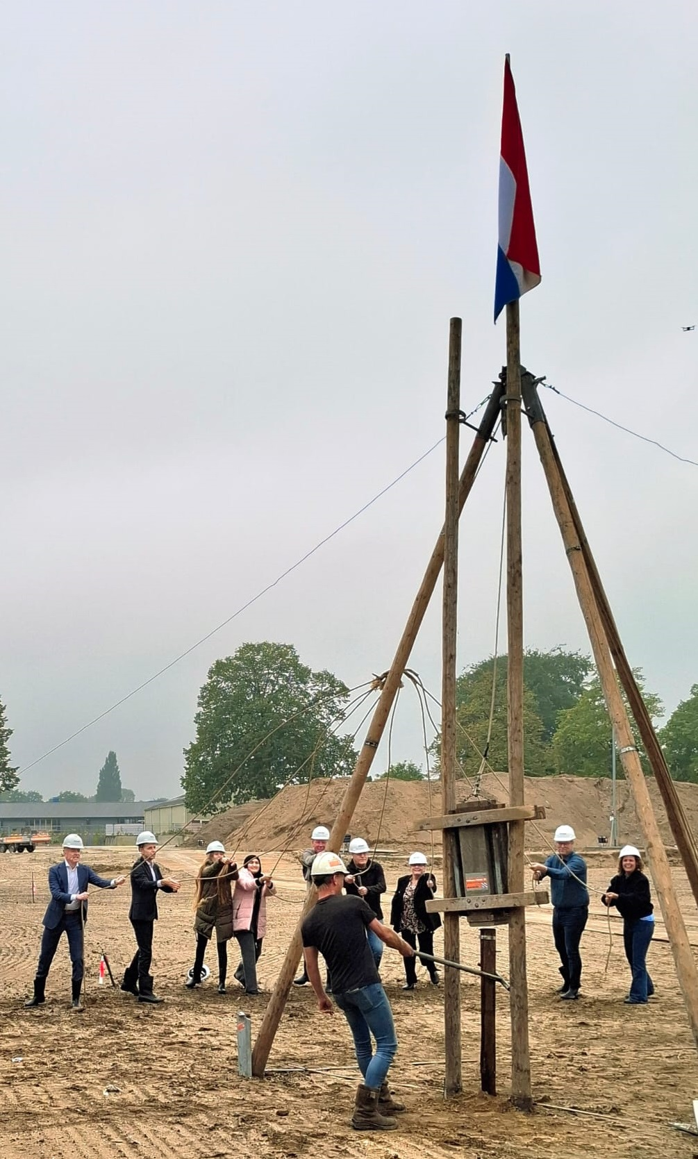 Eerste paal nieuwbouw Laborijn
